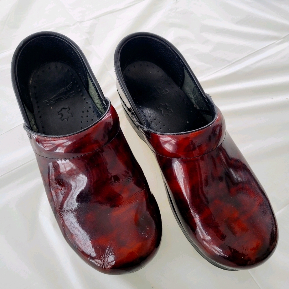 Danske Russet Brown Clogs Sz 36 (6.5 - 7)